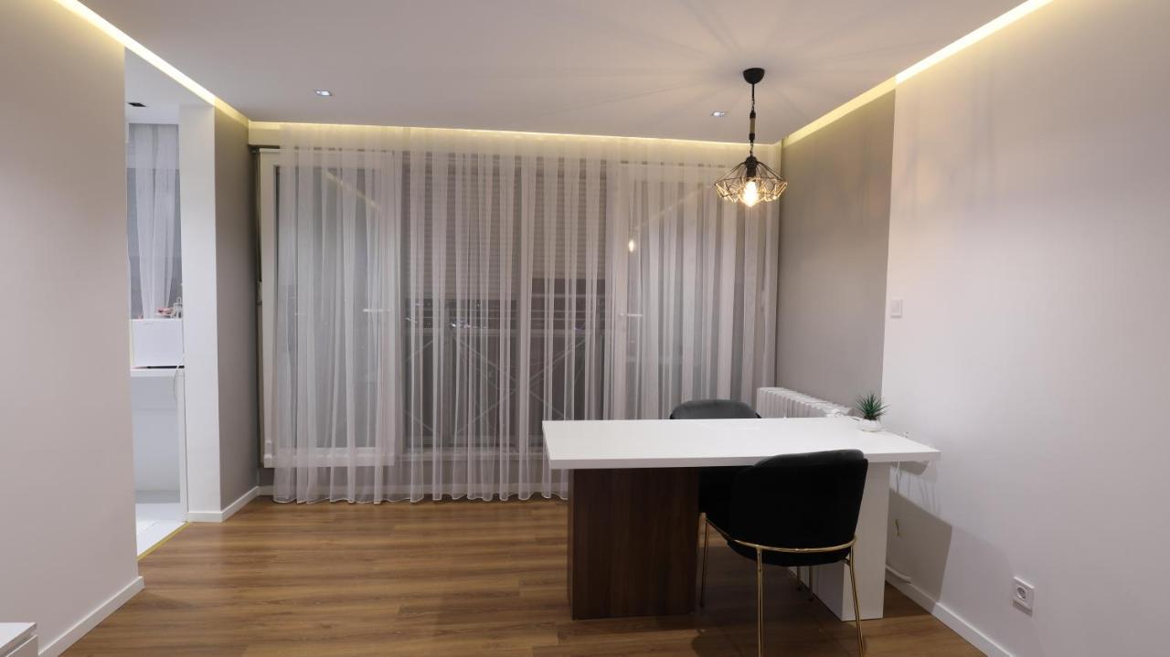 Apartamento Msm-2 Pristina Exterior foto